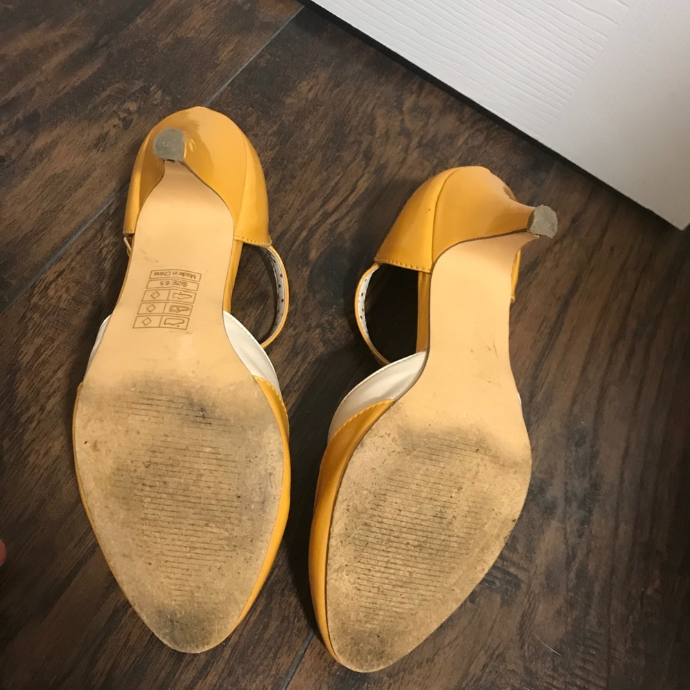 Bait pinup vintage style mustard heels size 6.5 - Picture 2 of 2